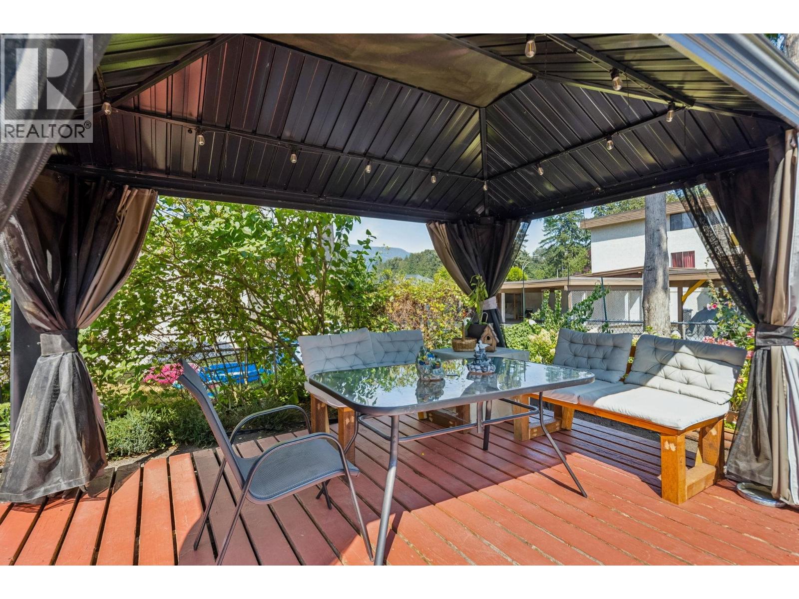 3464 Vincent Street Property Photo 24