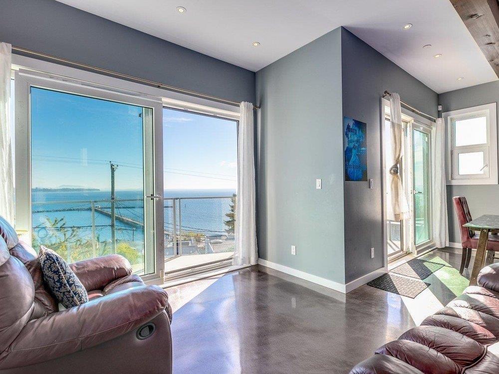 15061 Victoria Avenue Property Photo 8