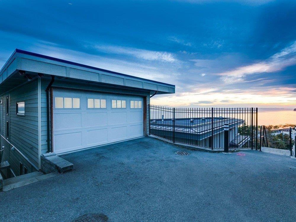 15061 Victoria Avenue Property Photo 25