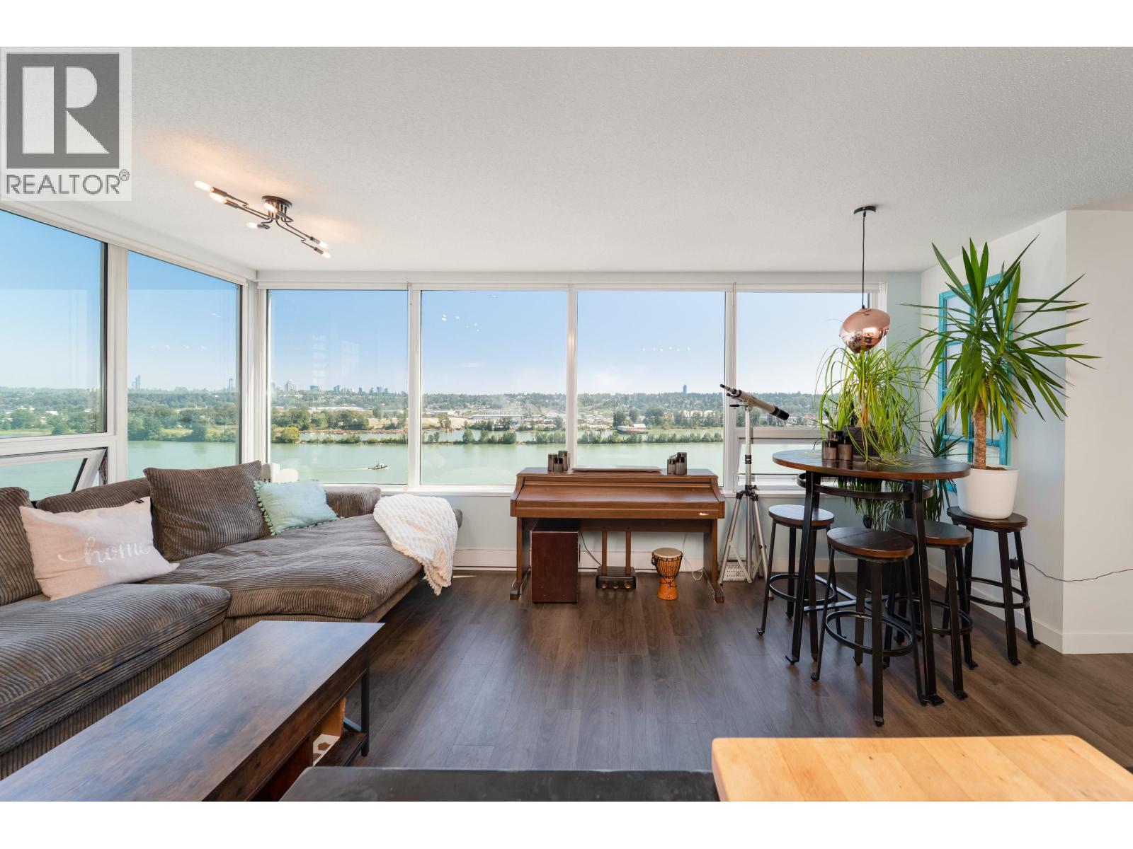 1709 988 Quayside Drive Property Photo 12