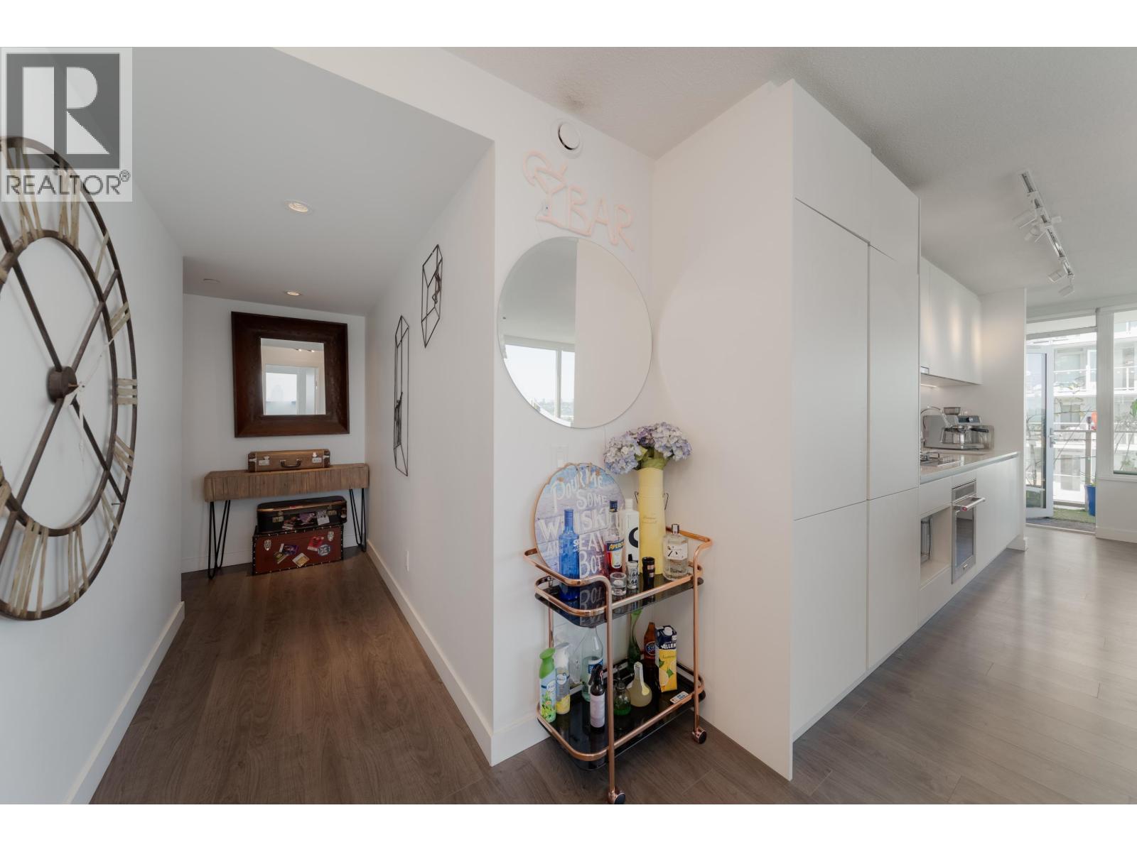 1709 988 Quayside Drive Property Photo 18