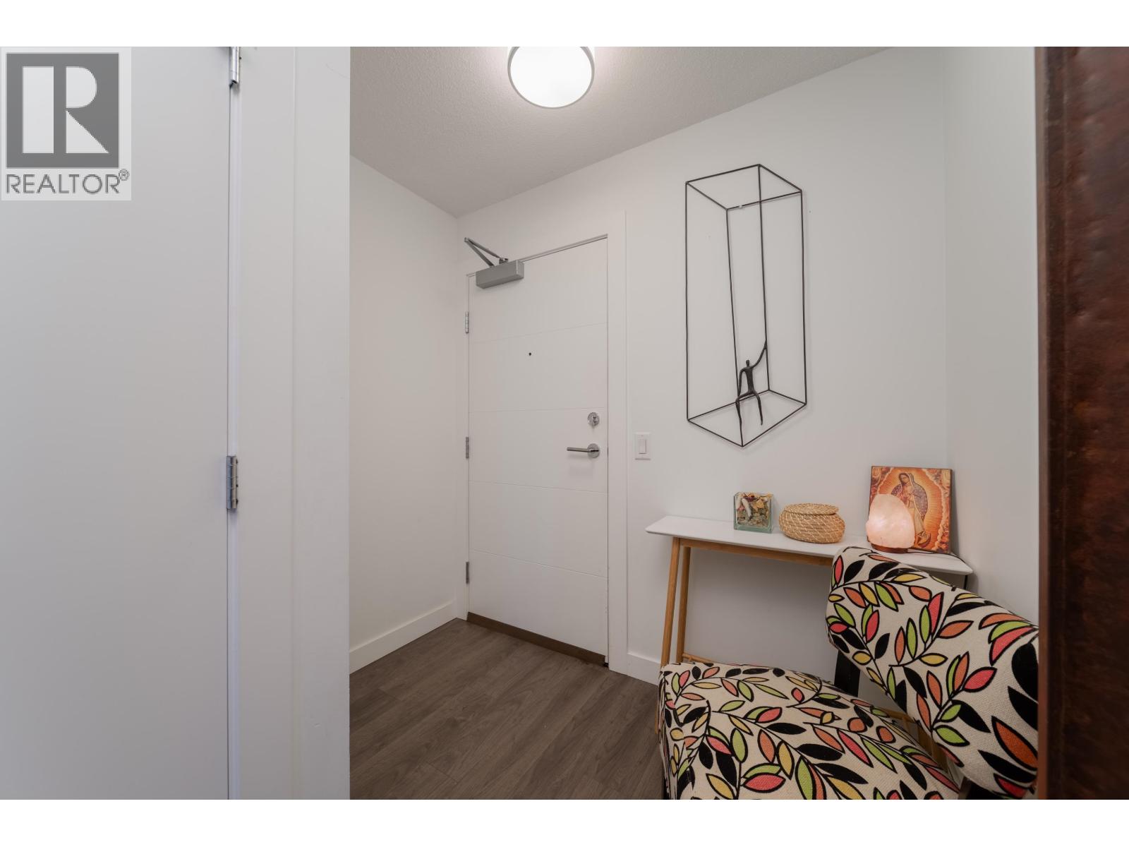 1709 988 Quayside Drive Property Photo 20