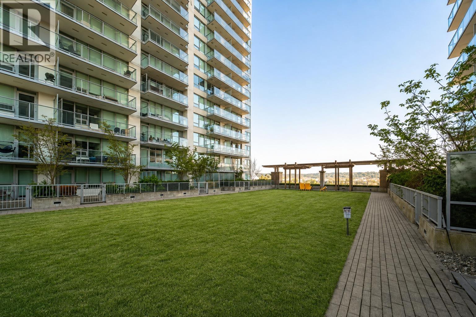 1709 988 Quayside Drive Property Photo 36