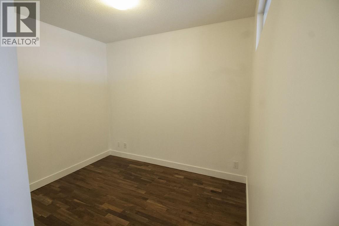 803 250 E 6 Avenue Property Photo 4