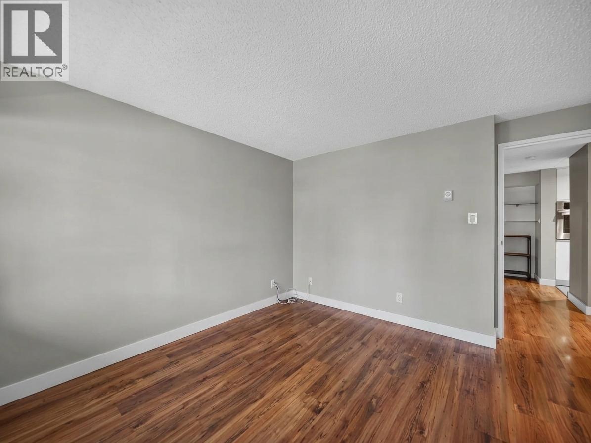 202 936 Bute Street Property Photo 17