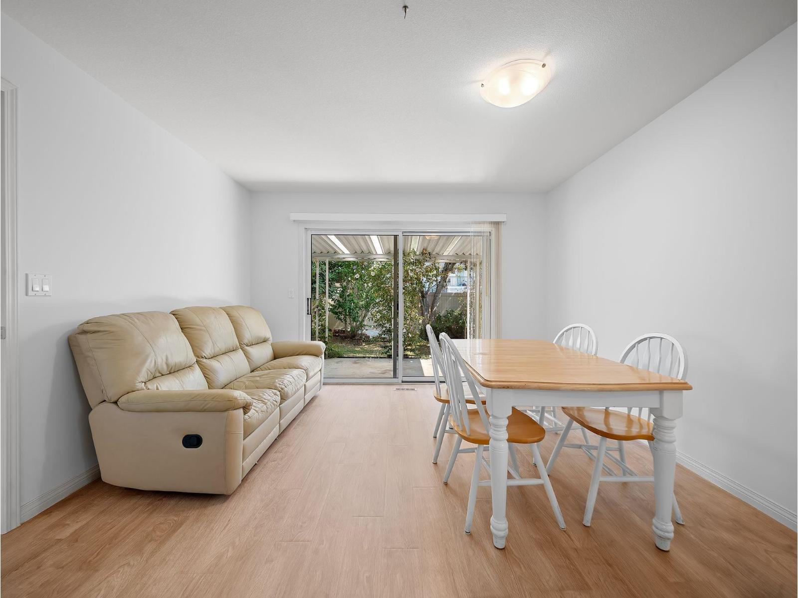 27 7330 122 Street Property Photo 7