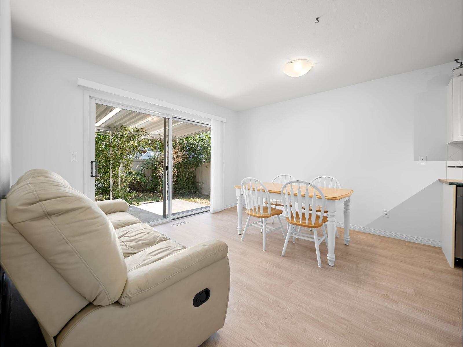 27 7330 122 Street Property Photo 8