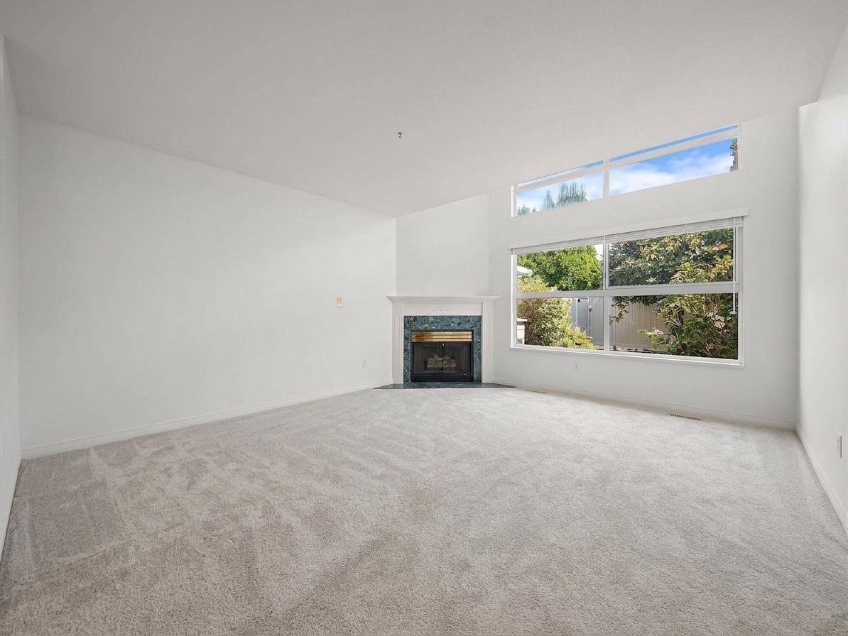 27 7330 122 Street Property Photo 9