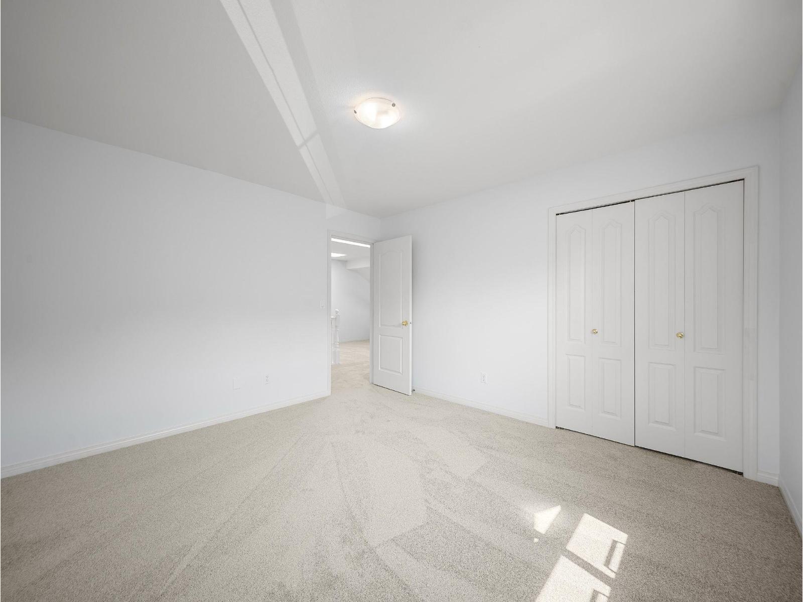 27 7330 122 Street Property Photo 23