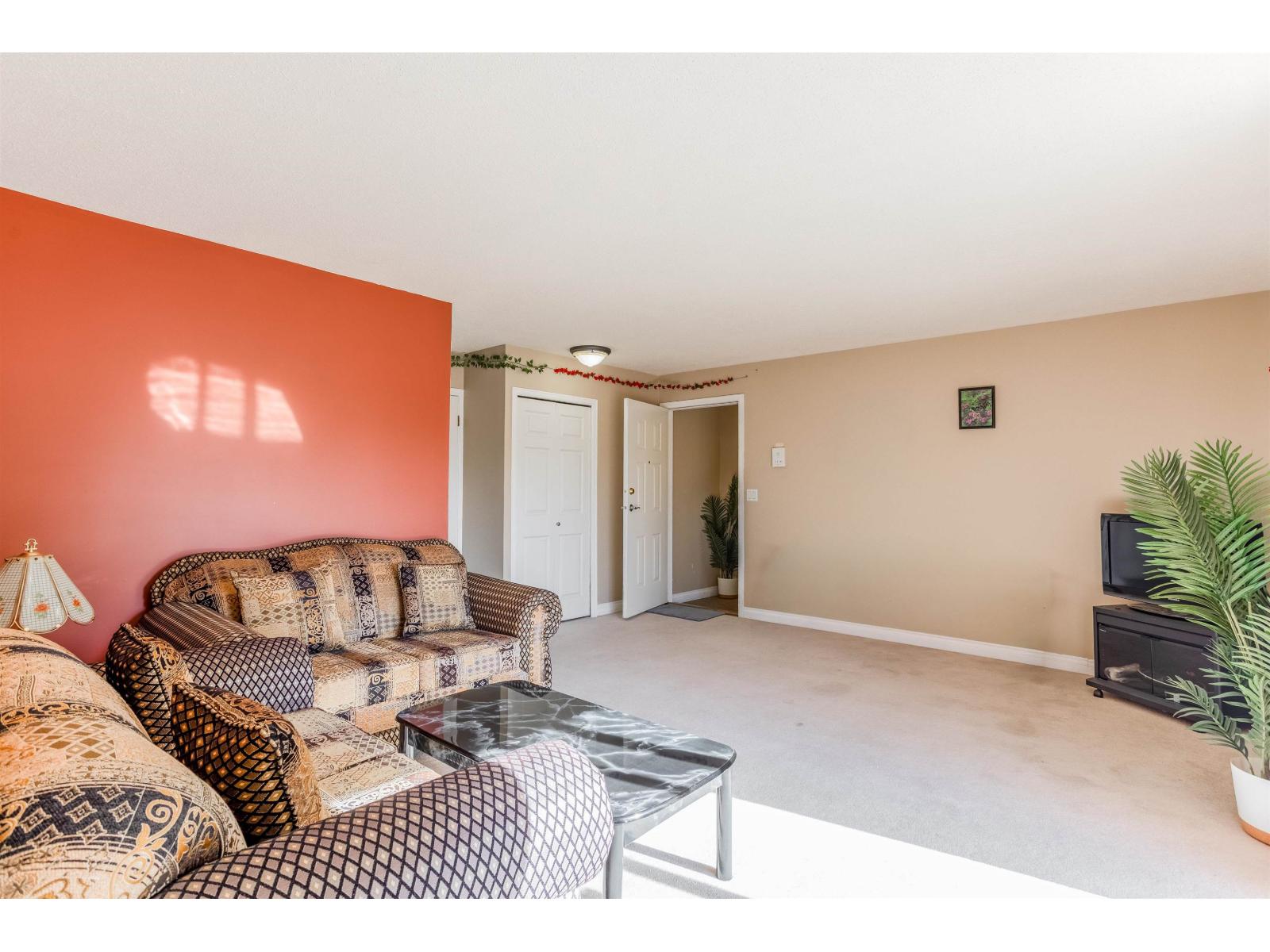 2 2456 Ware Street Property Photo 3