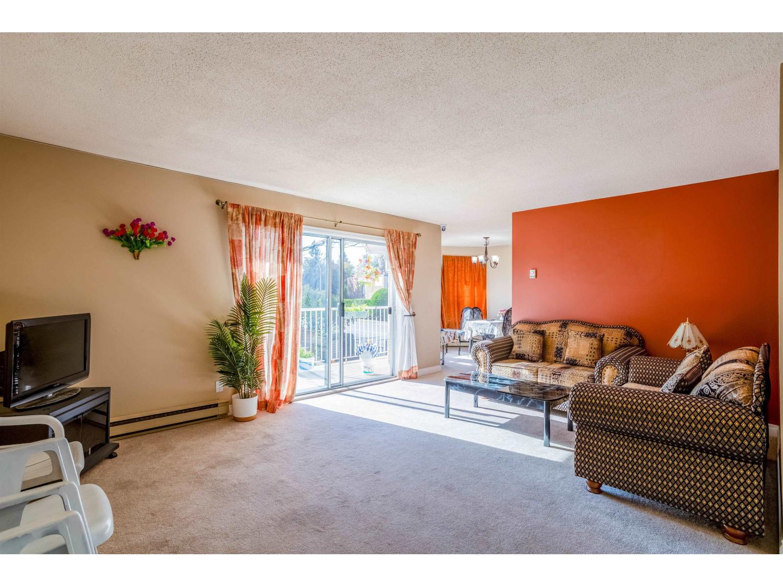 2 2456 Ware Street Property Photo 4
