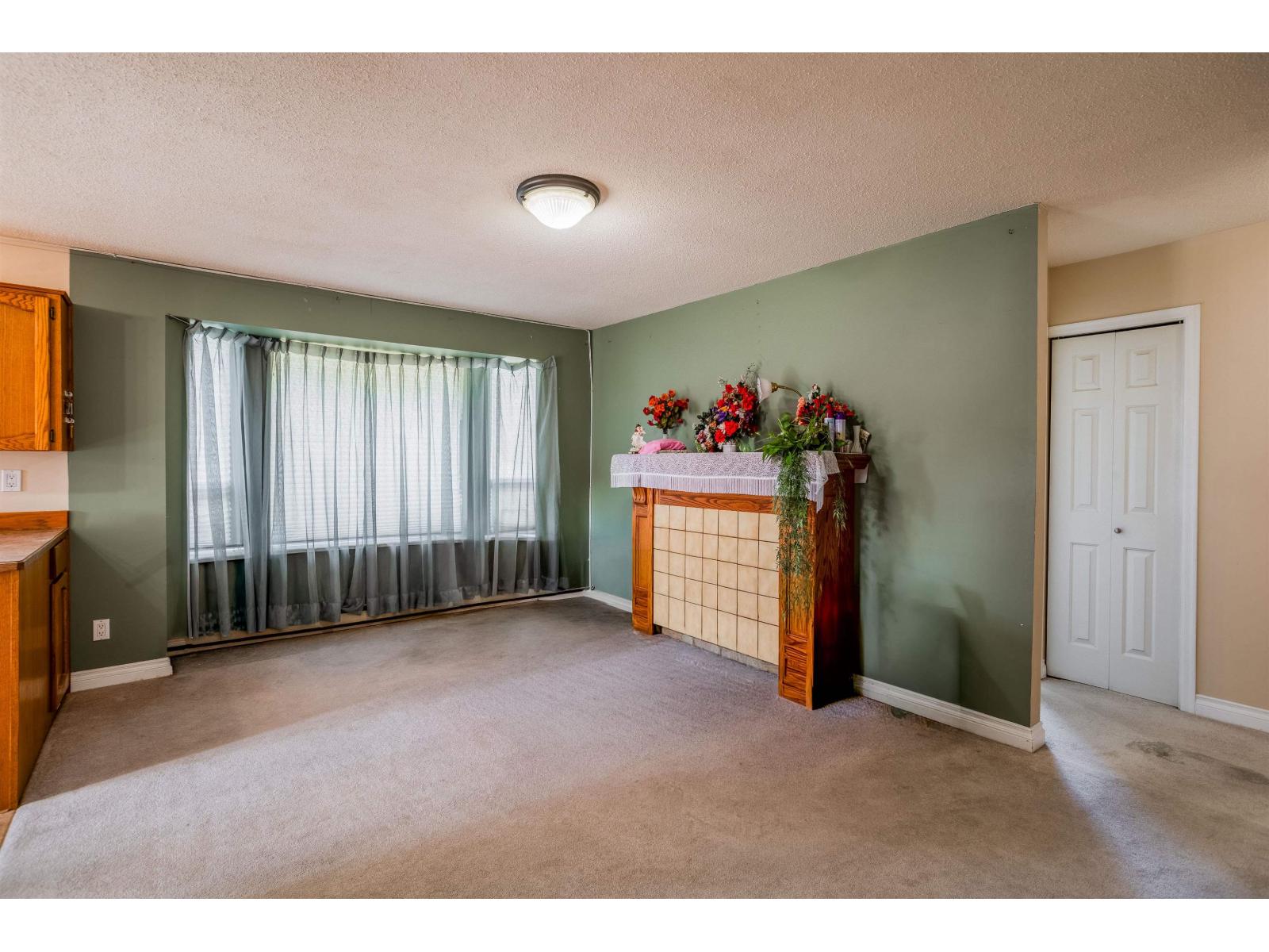 2 2456 Ware Street Property Photo 11