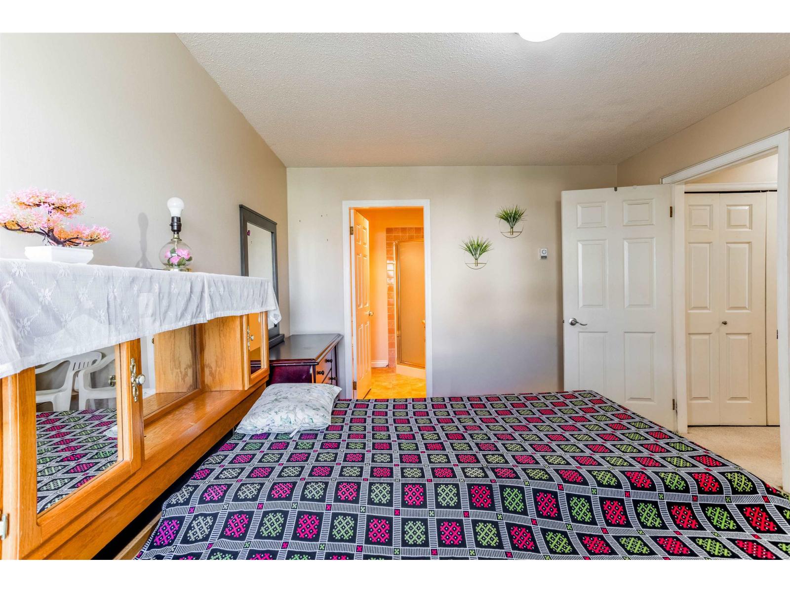 2 2456 Ware Street Property Photo 13