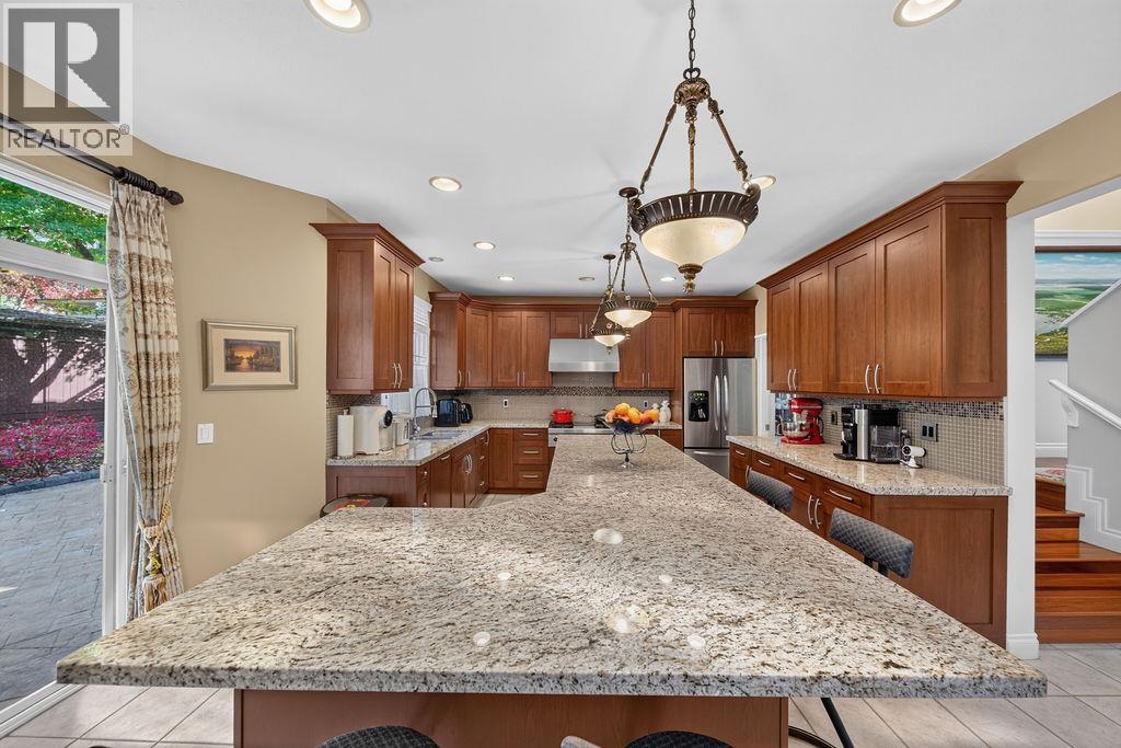 246 Parkside Drive Property Photo 14