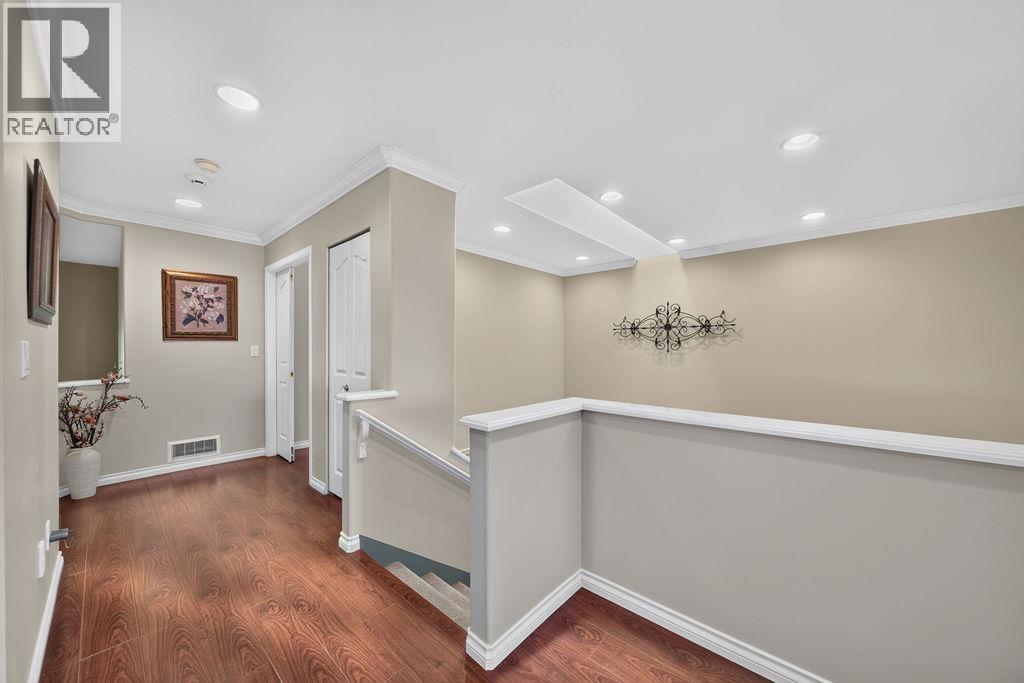 246 Parkside Drive Property Photo 20