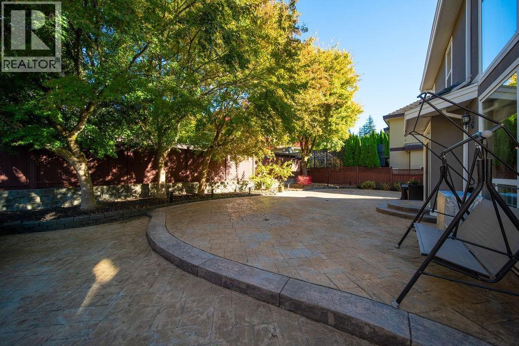 246 Parkside Drive Property Photo 34