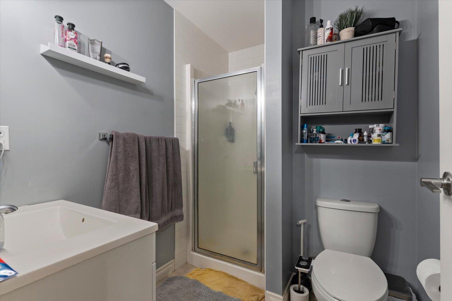 7715 Property Photo 11