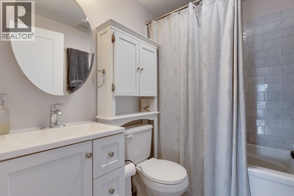 125 Rondane Crescent Property Photo 6