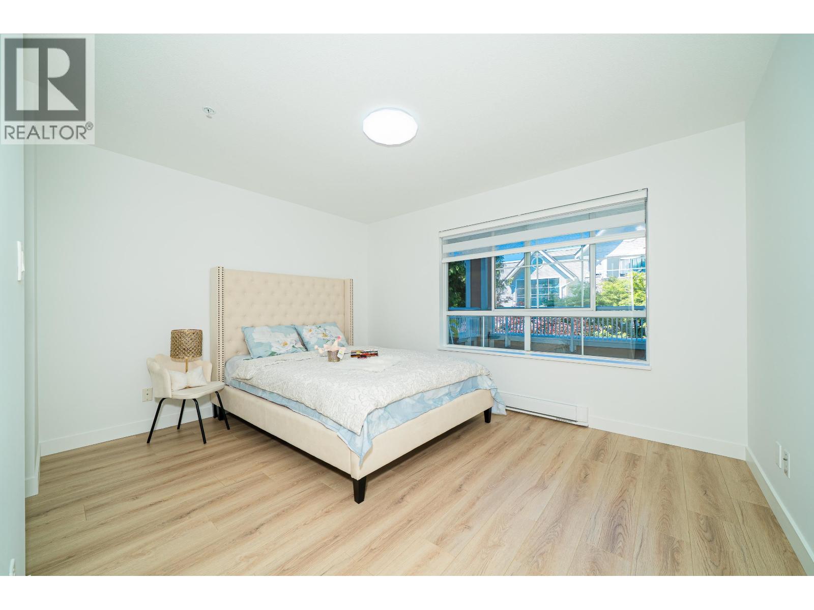 211 7117 Antrim Avenue Property Photo 5