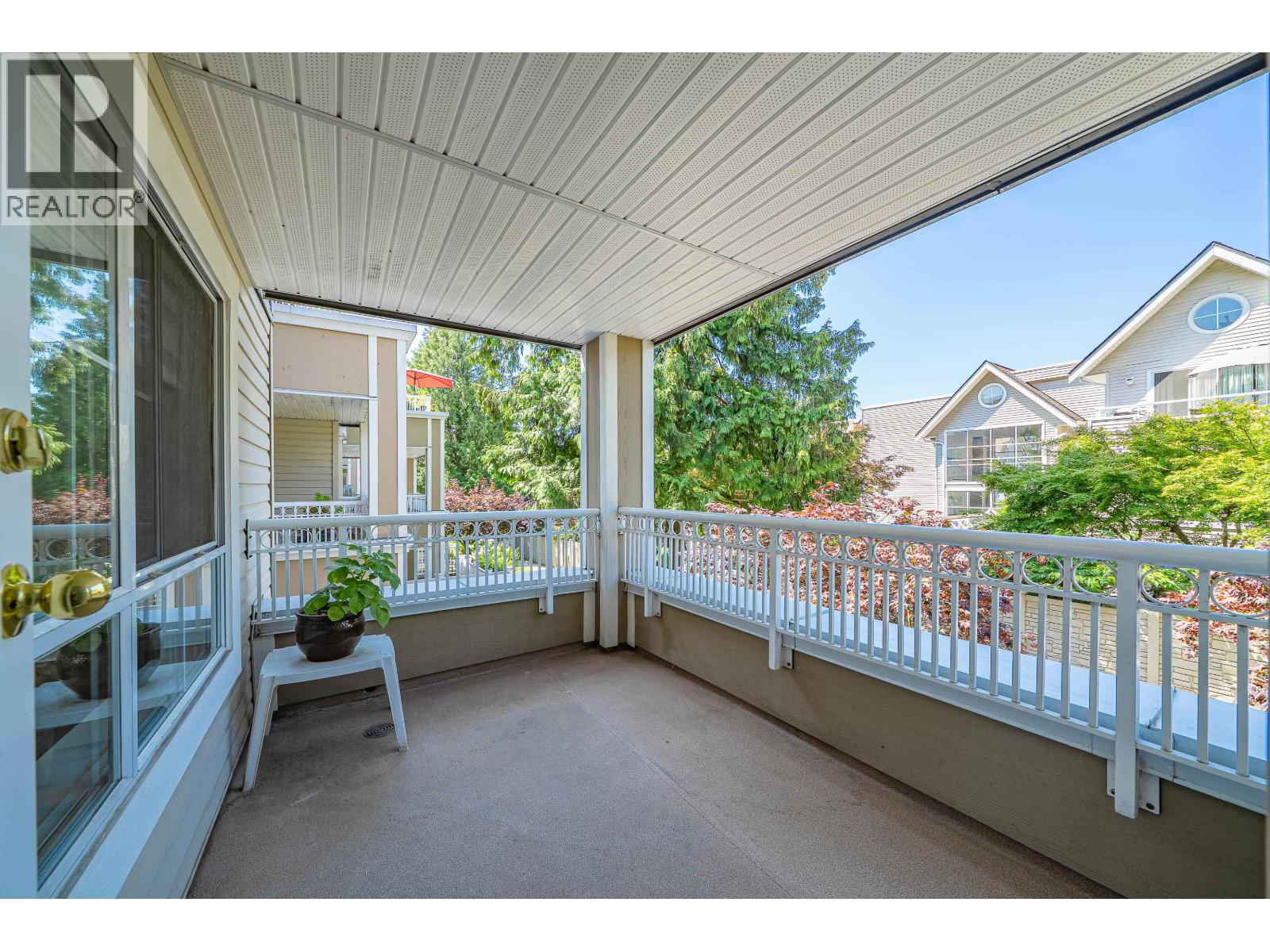 211 7117 Antrim Avenue Property Photo 19