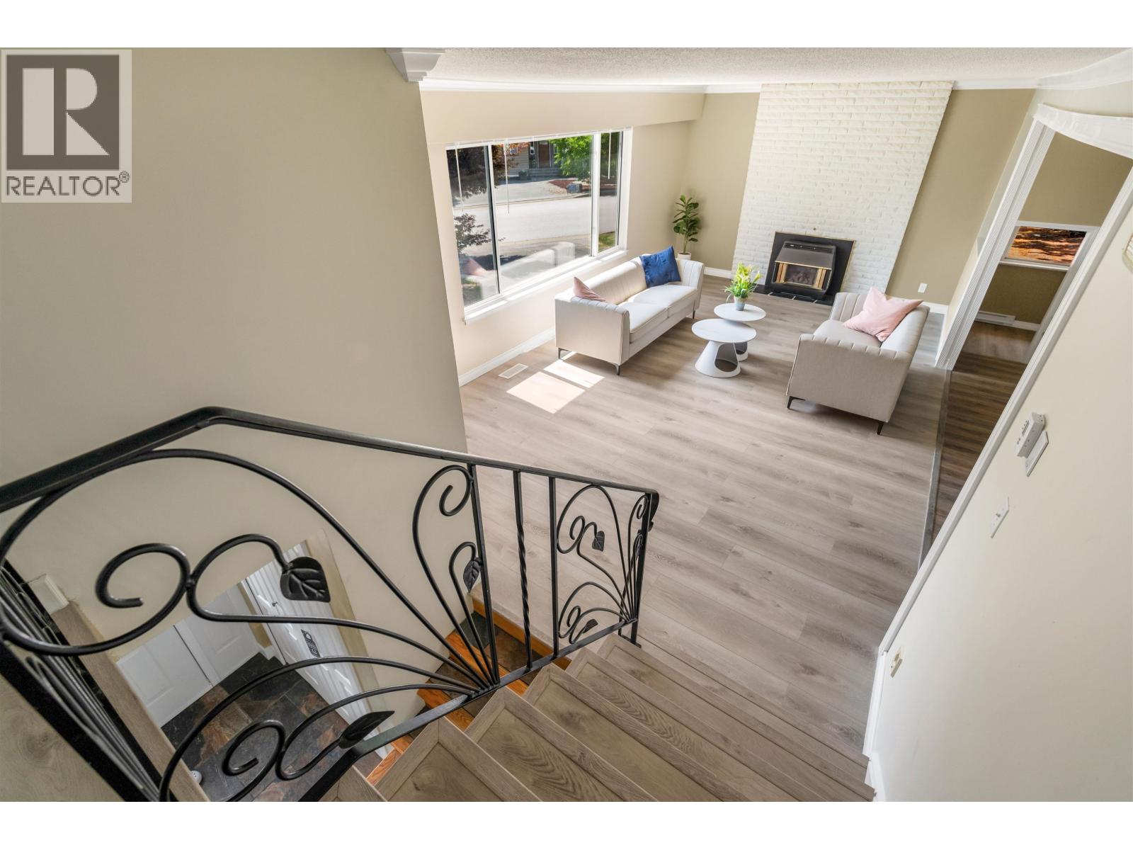 1861 Galer Way Property Photo 10