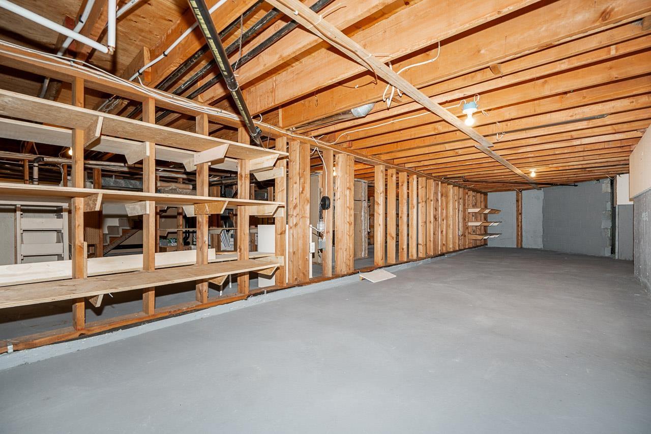 31 1725 Southmere Crescent Property Photo 23