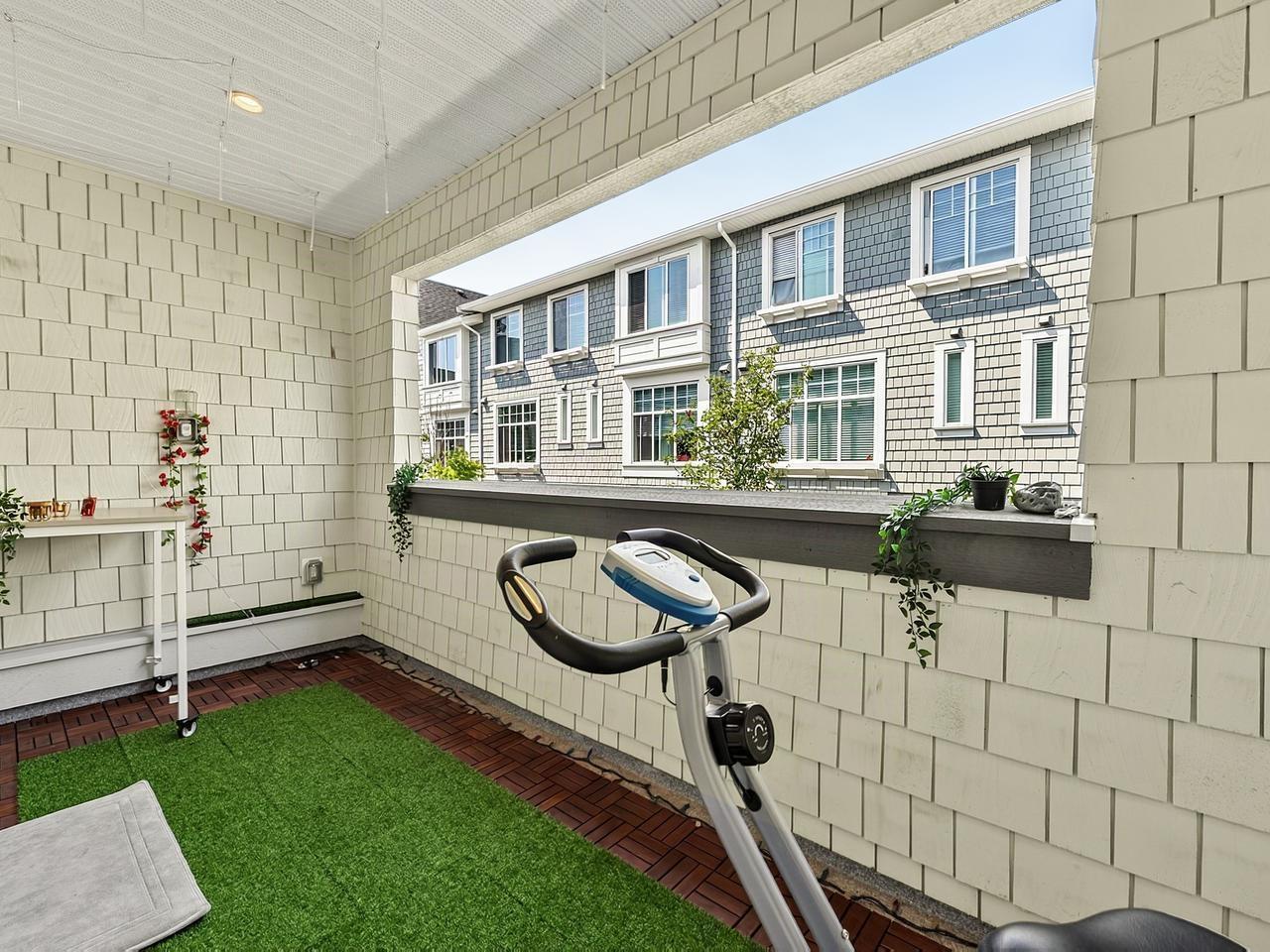 109 15850 85 Avenue Property Photo 10
