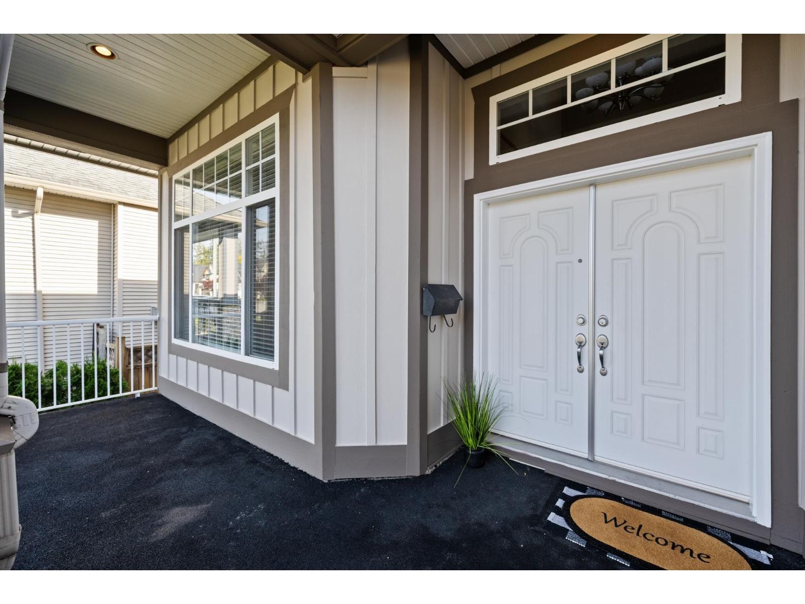 6926 150 Street Property Photo 3
