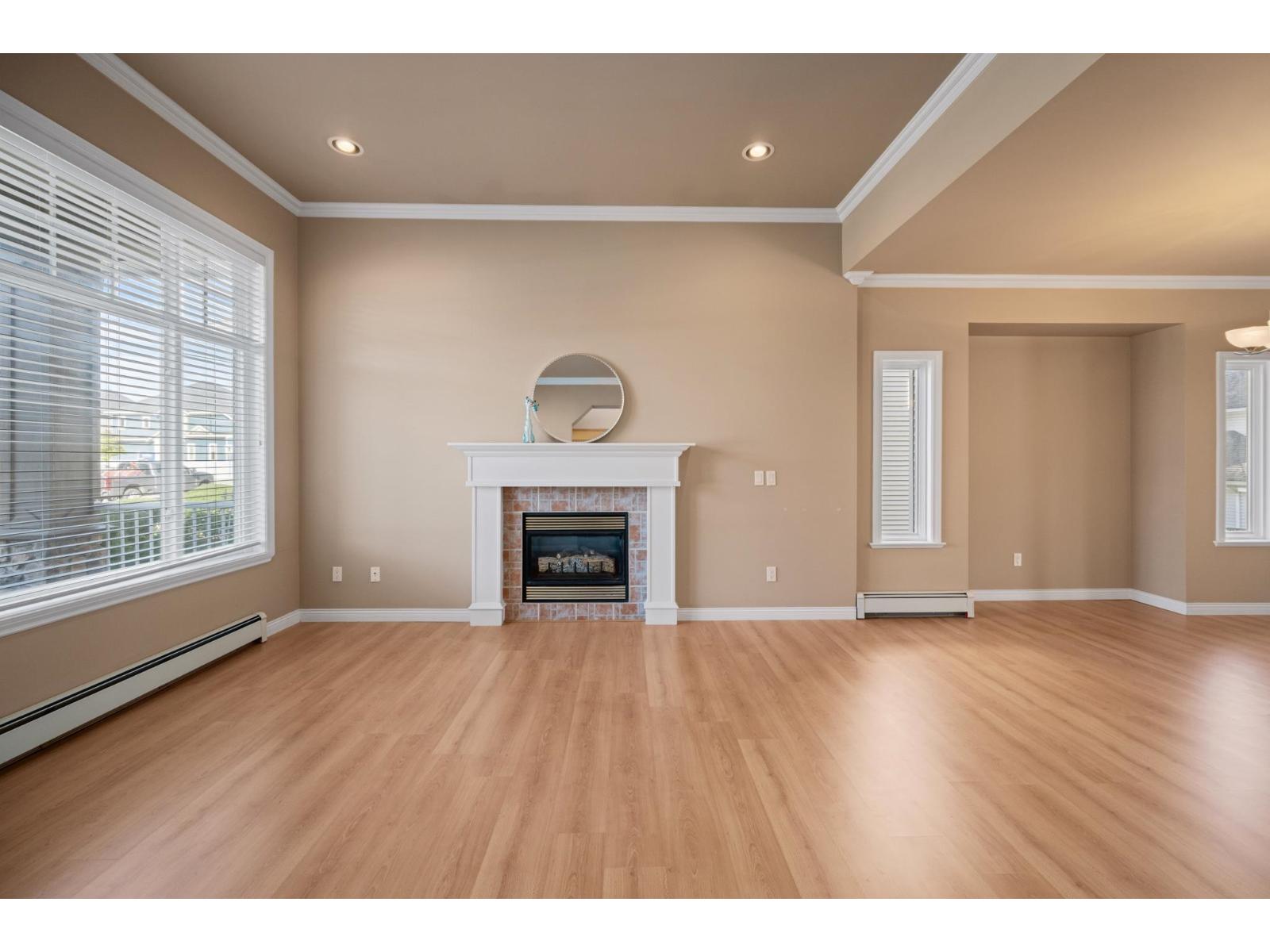6926 150 Street Property Photo 5