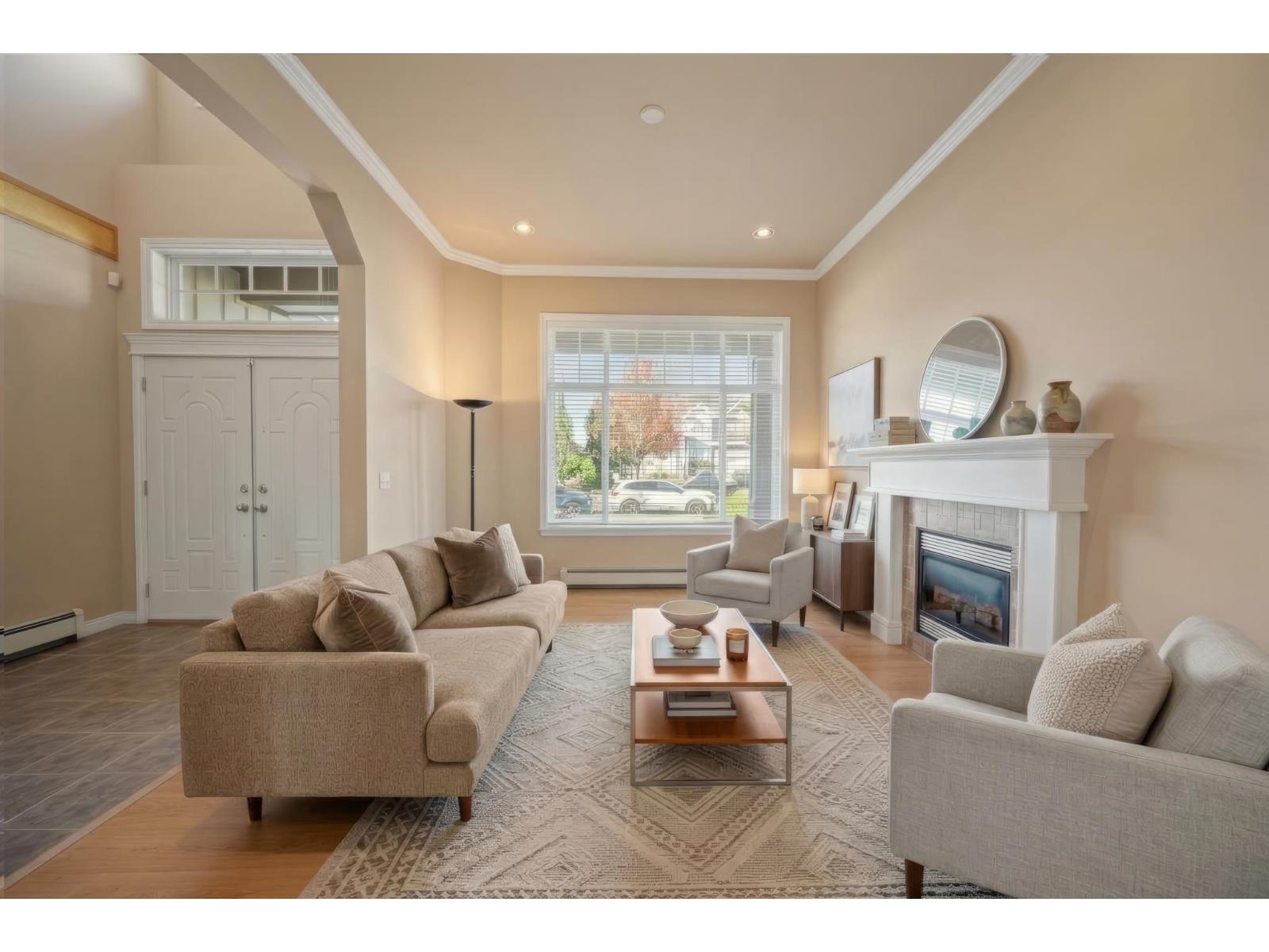6926 150 Street Property Photo 7