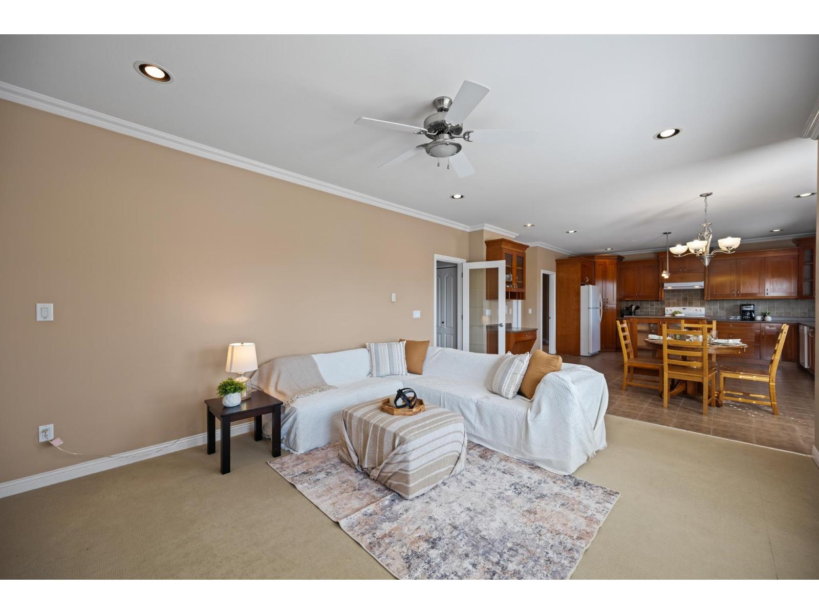 6926 150 Street Property Photo 15