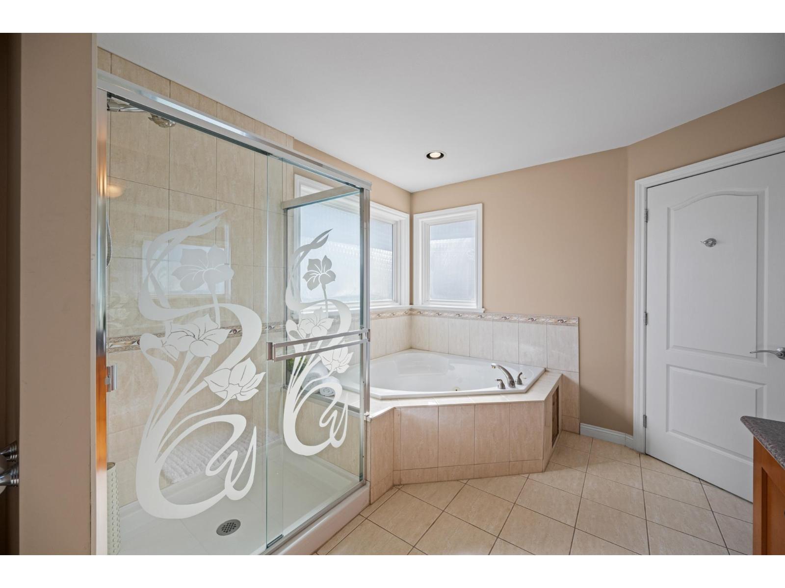 6926 150 Street Property Photo 23