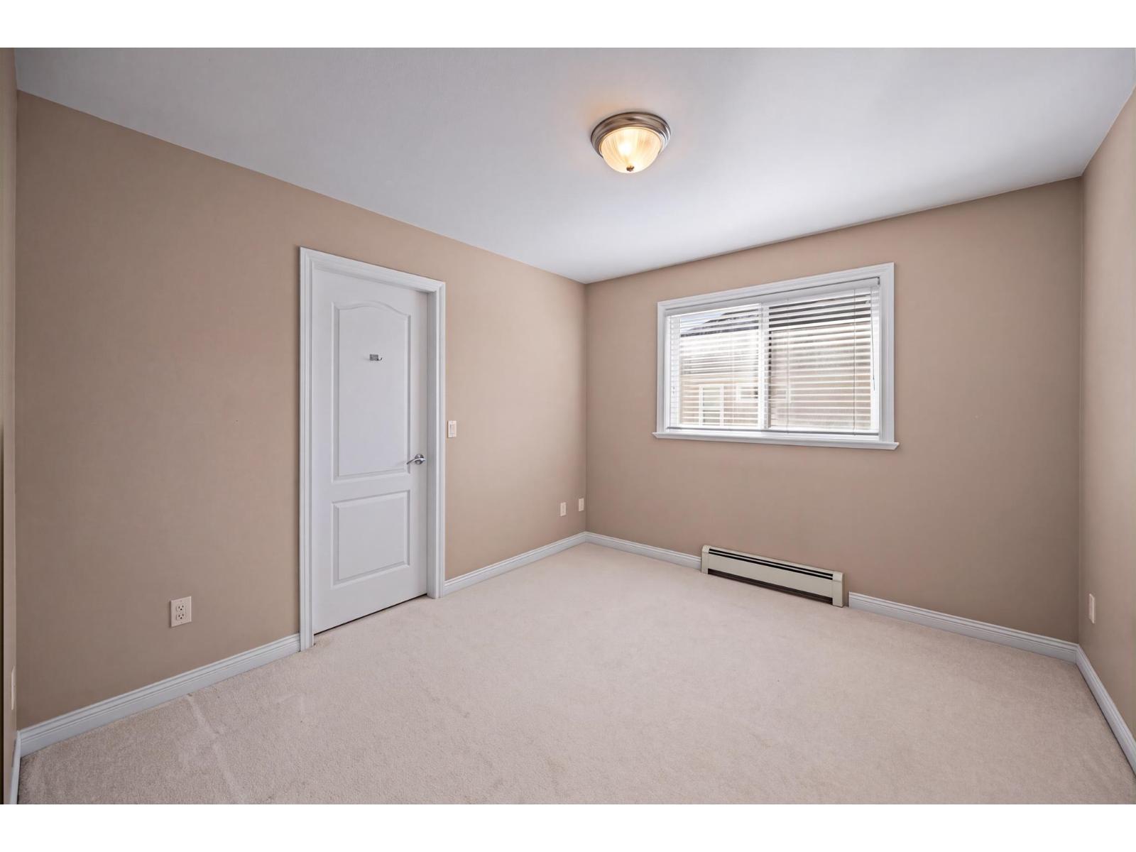 6926 150 Street Property Photo 24
