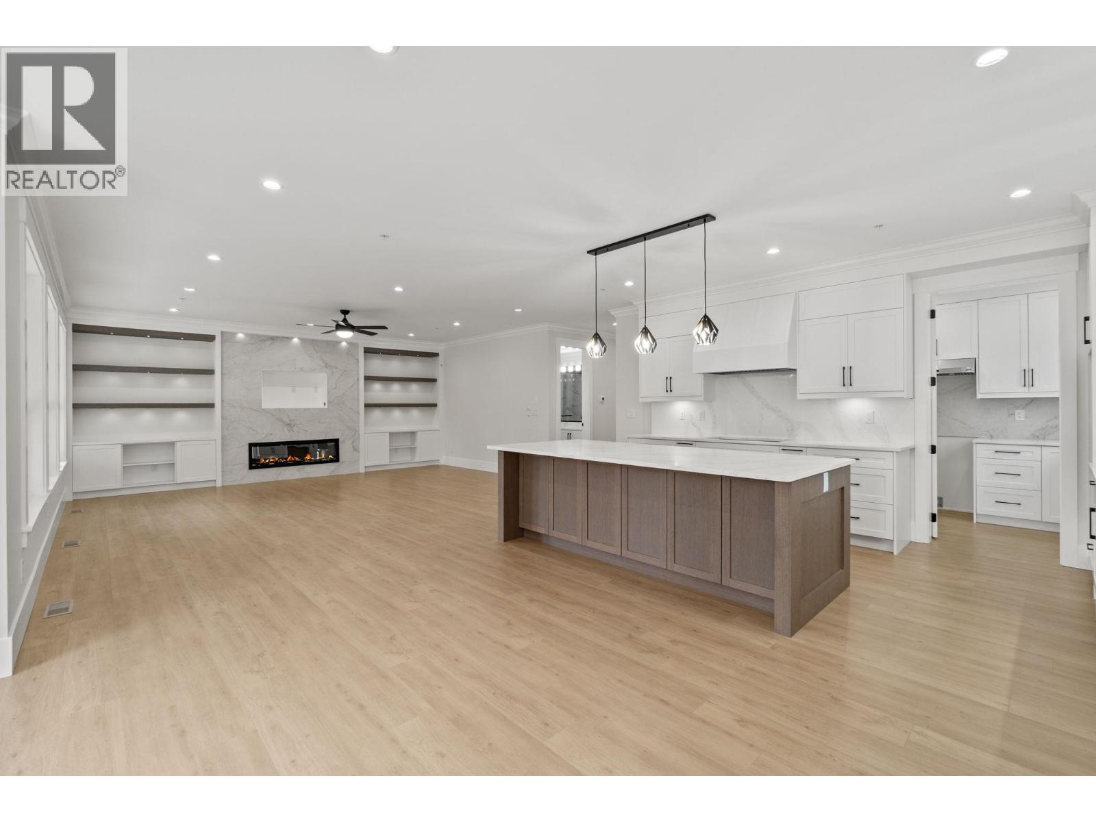11022 241a Street Property Photo 11