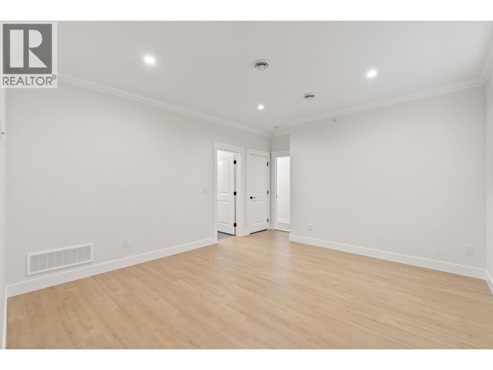 11022 241a Street Property Photo 16