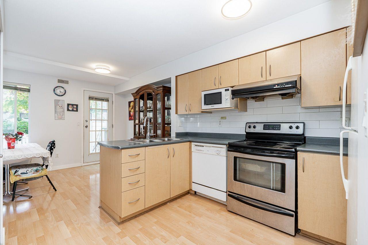 22 15355 26 Avenue Property Photo 9