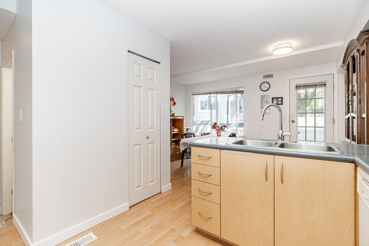 22 15355 26 Avenue Property Photo 11