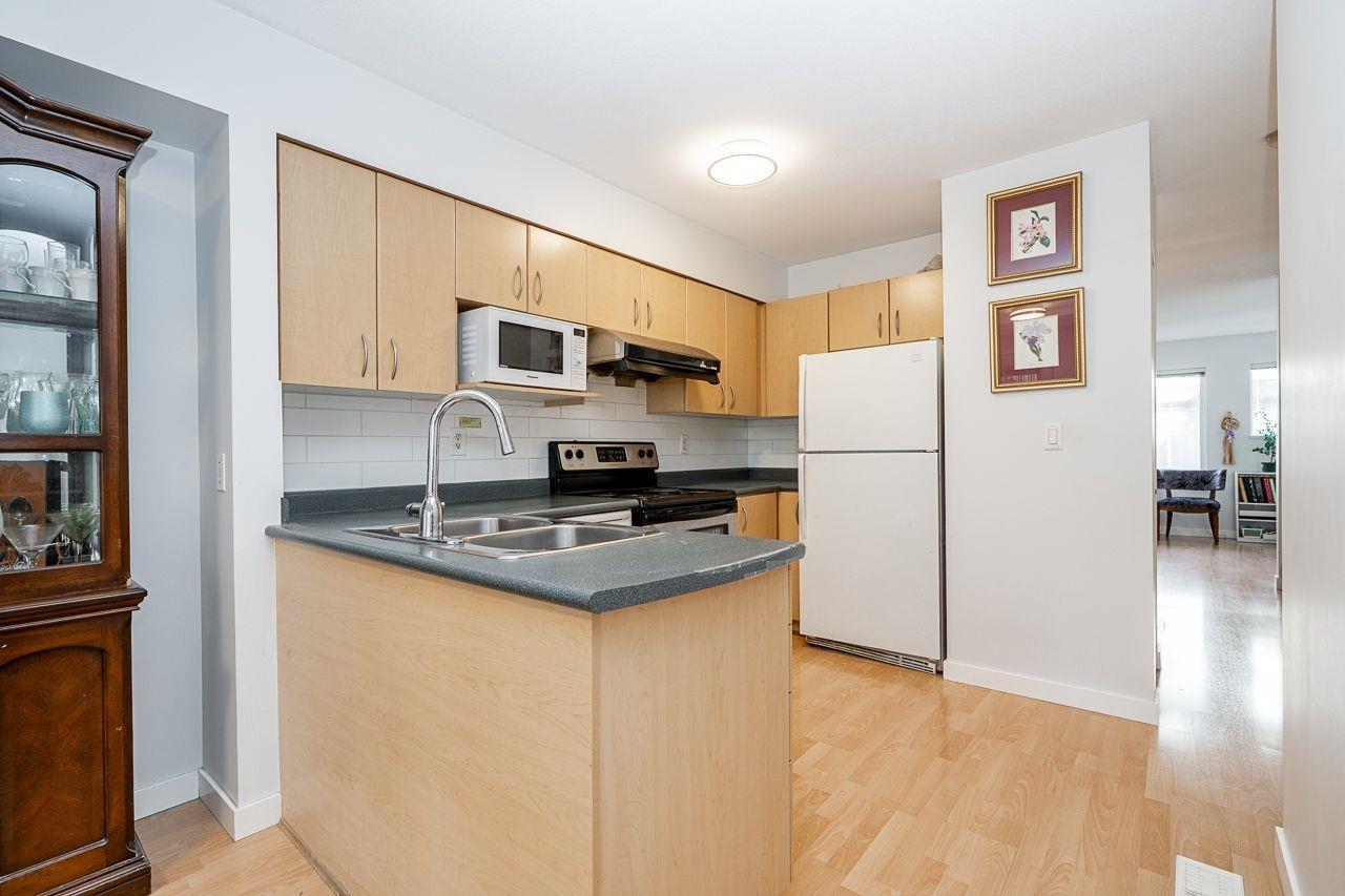 22 15355 26 Avenue Property Photo 12