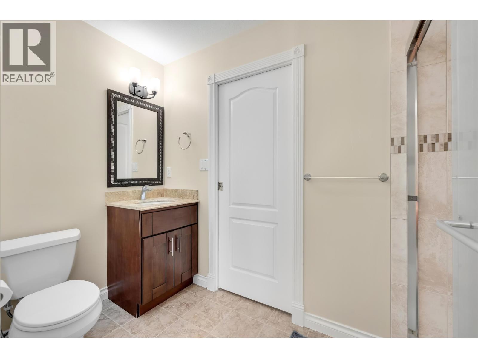 1956 W 42nd Avenue Property Photo 15