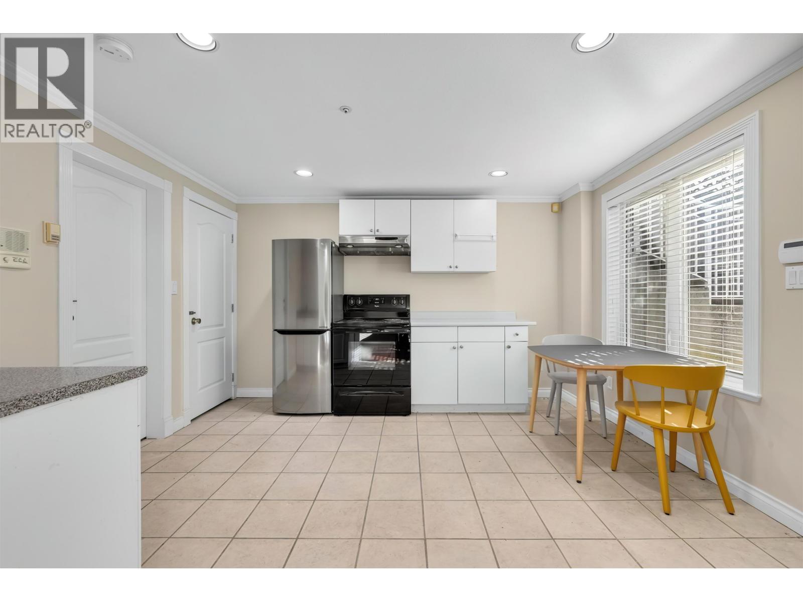 1956 W 42nd Avenue Property Photo 19