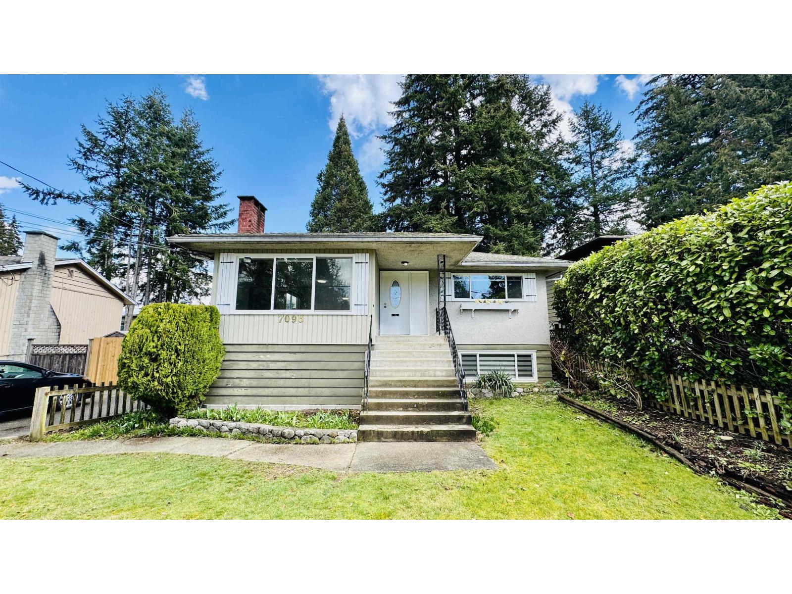 7096 BARKLEY DRIVE Property Photo 1