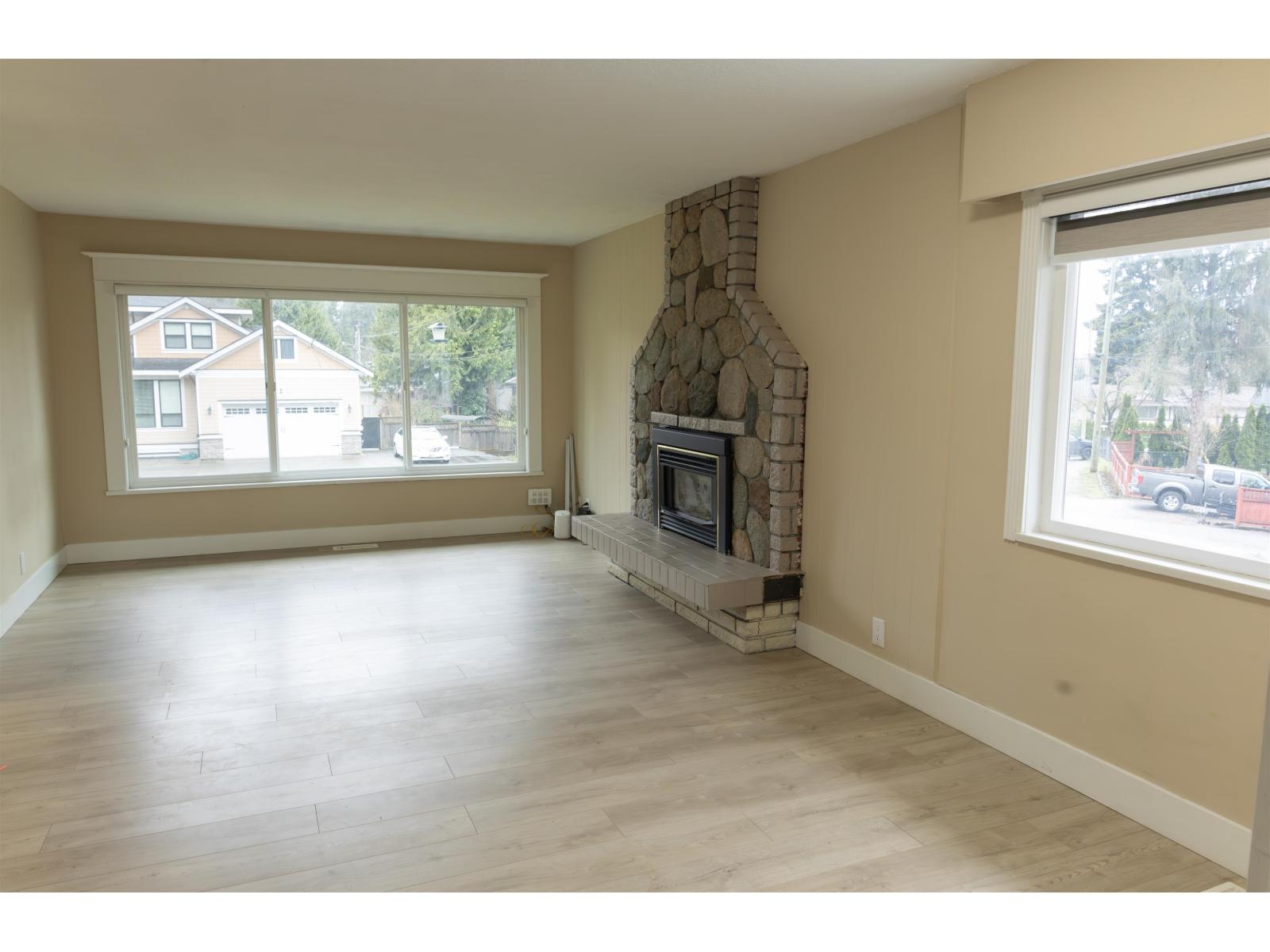 7096 Barkley Drive Property Photo 6