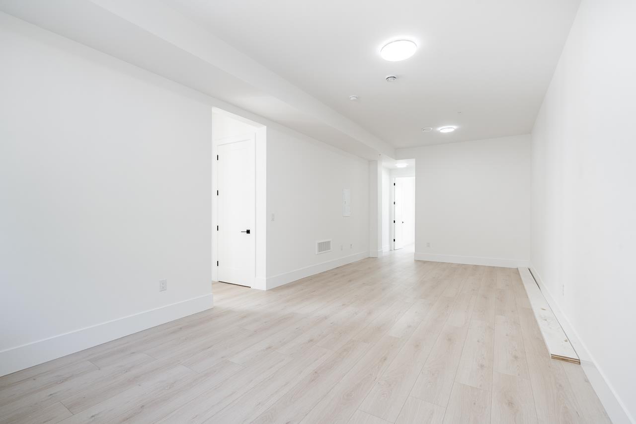 45945 Property Photo 4