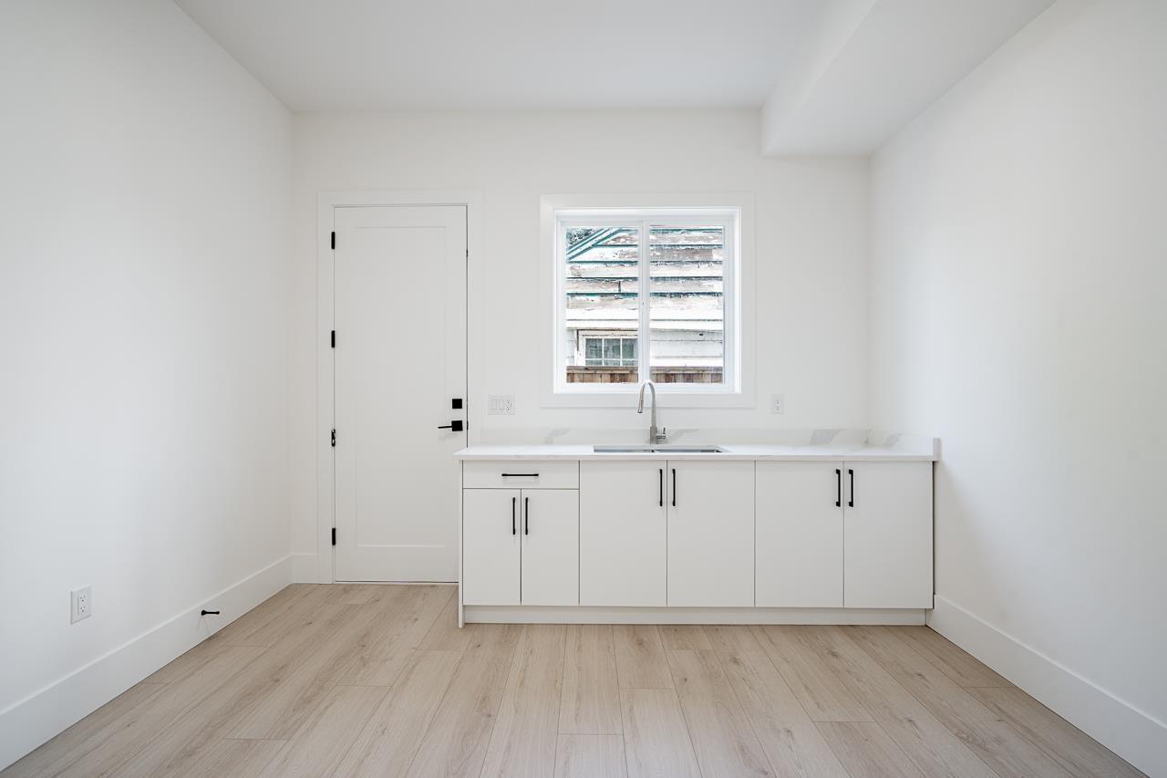 45945 Property Photo 6