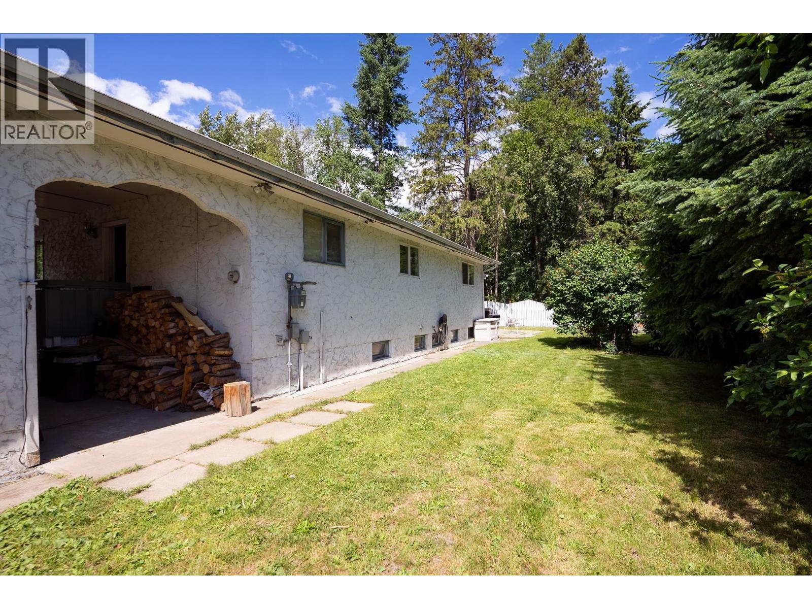 5590 Simon Fraser Avenue Property Photo 34