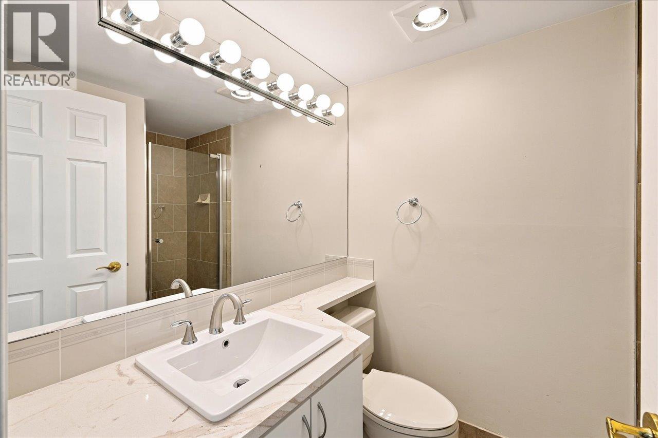 901 5425 Yew Street Property Photo 29
