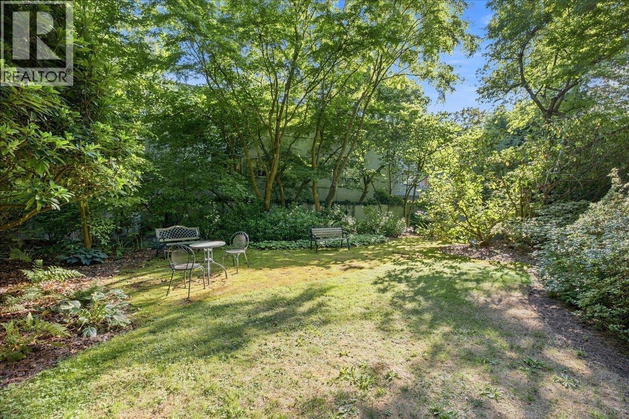 901 5425 Yew Street Property Photo 33