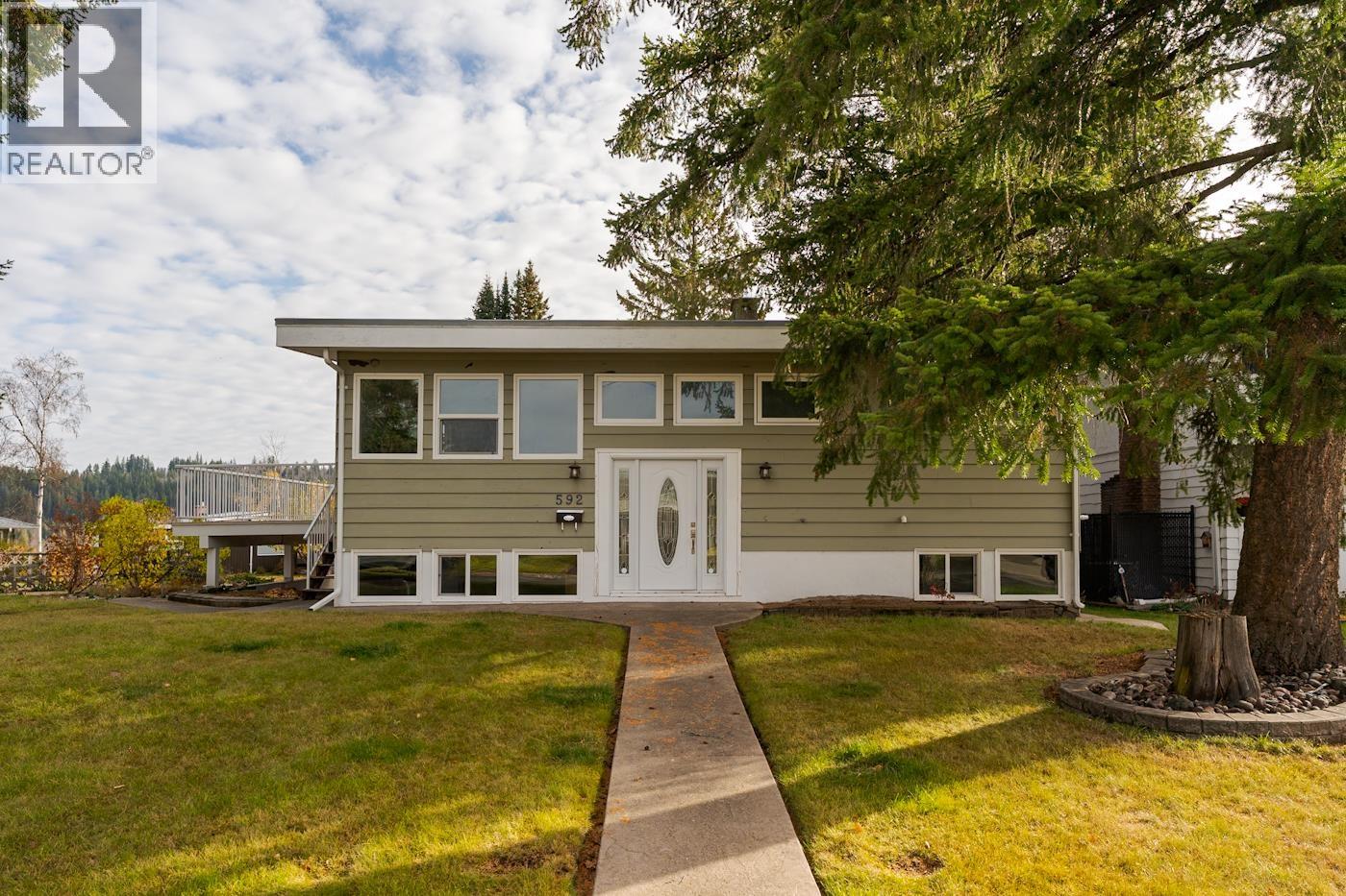 592 N QUINN STREET