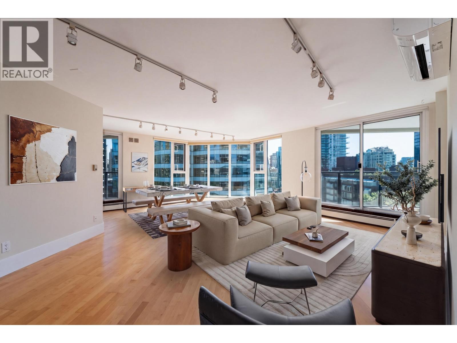 905 1010 Burnaby Street Property Photo 2