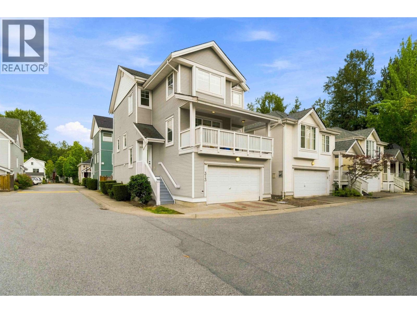 313 3000 Riverbend Drive Property Photo 2